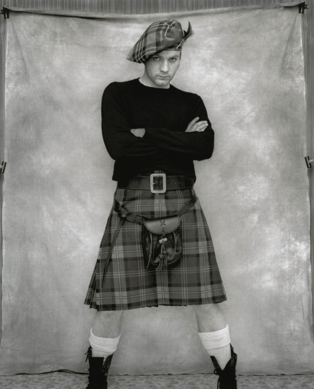 Hey, speaking of beautiful, I think it's time for a paragraph about Ewan McGregor.